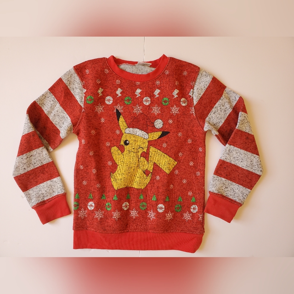 Pokémon Pikachu Christmas sweater Size M
